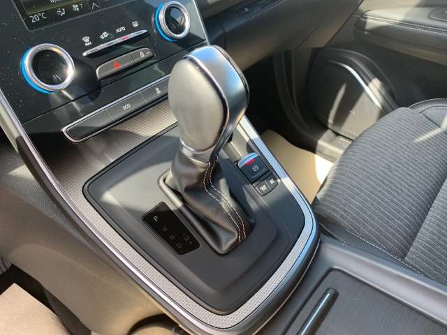 Fahrzeugbild eines Renault Grand Scénic