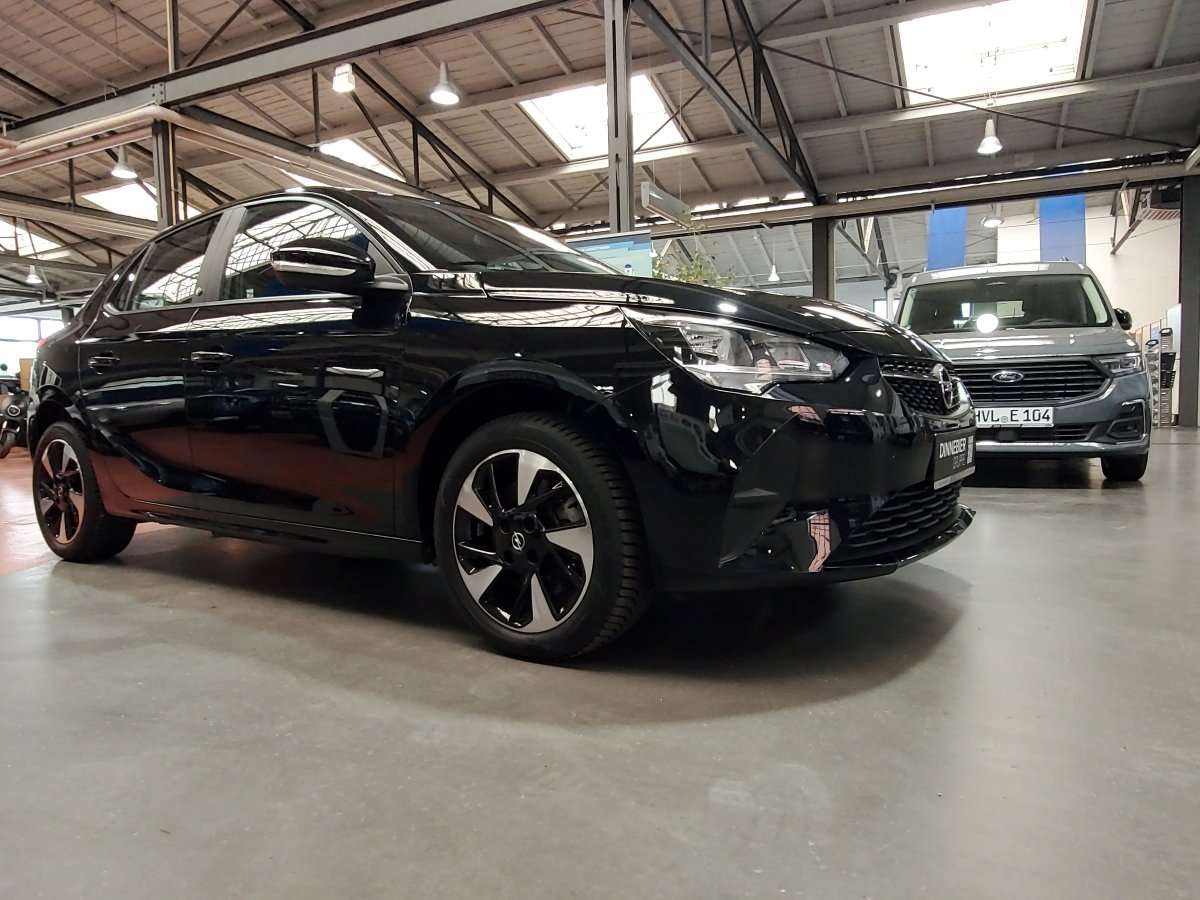 Fahrzeugbild eines Opel Corsa