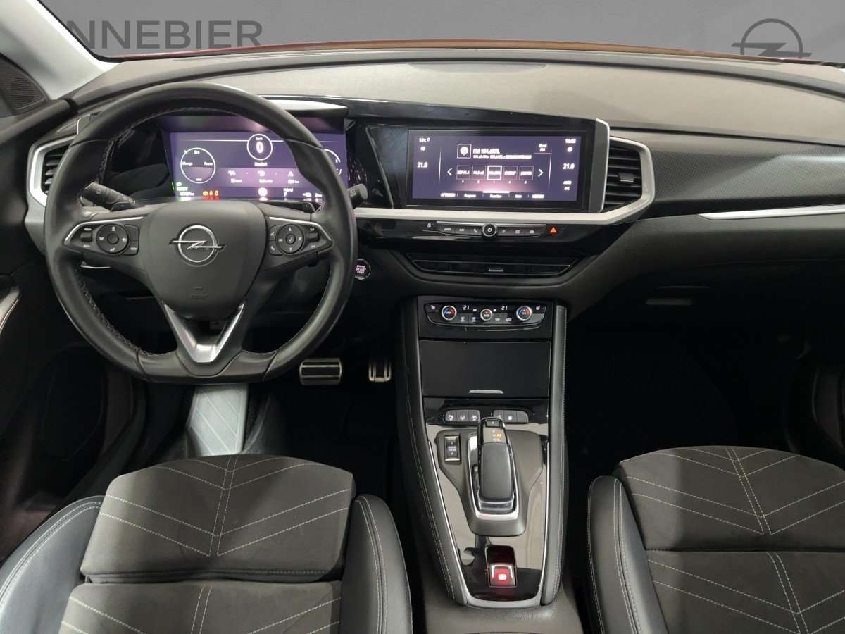 Fahrzeugbild eines Opel Grandland X