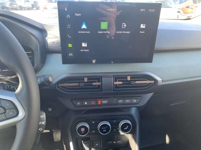 Fahrzeugbild eines Dacia Sandero