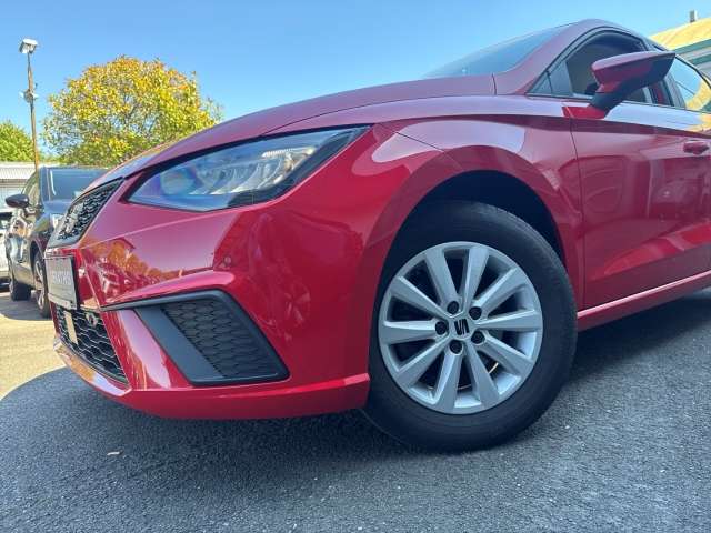 Fahrzeugbild eines SEAT Ibiza