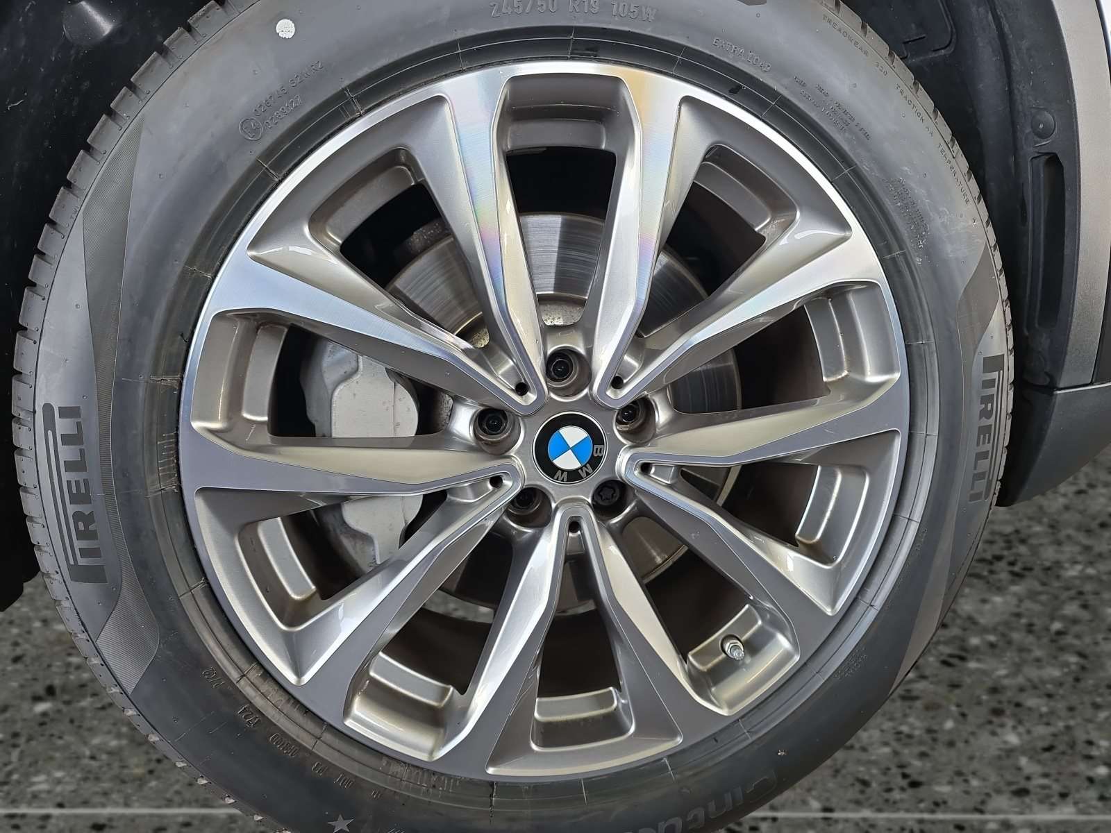 Fahrzeugbild eines BMW X4