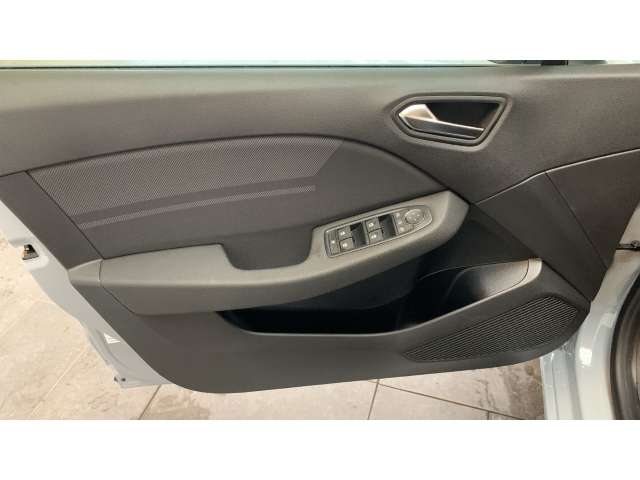 Fahrzeugbild eines Renault Clio