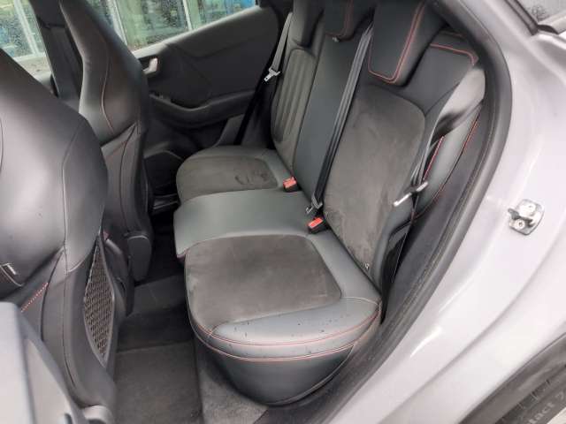 Fahrzeugbild eines Ford Puma