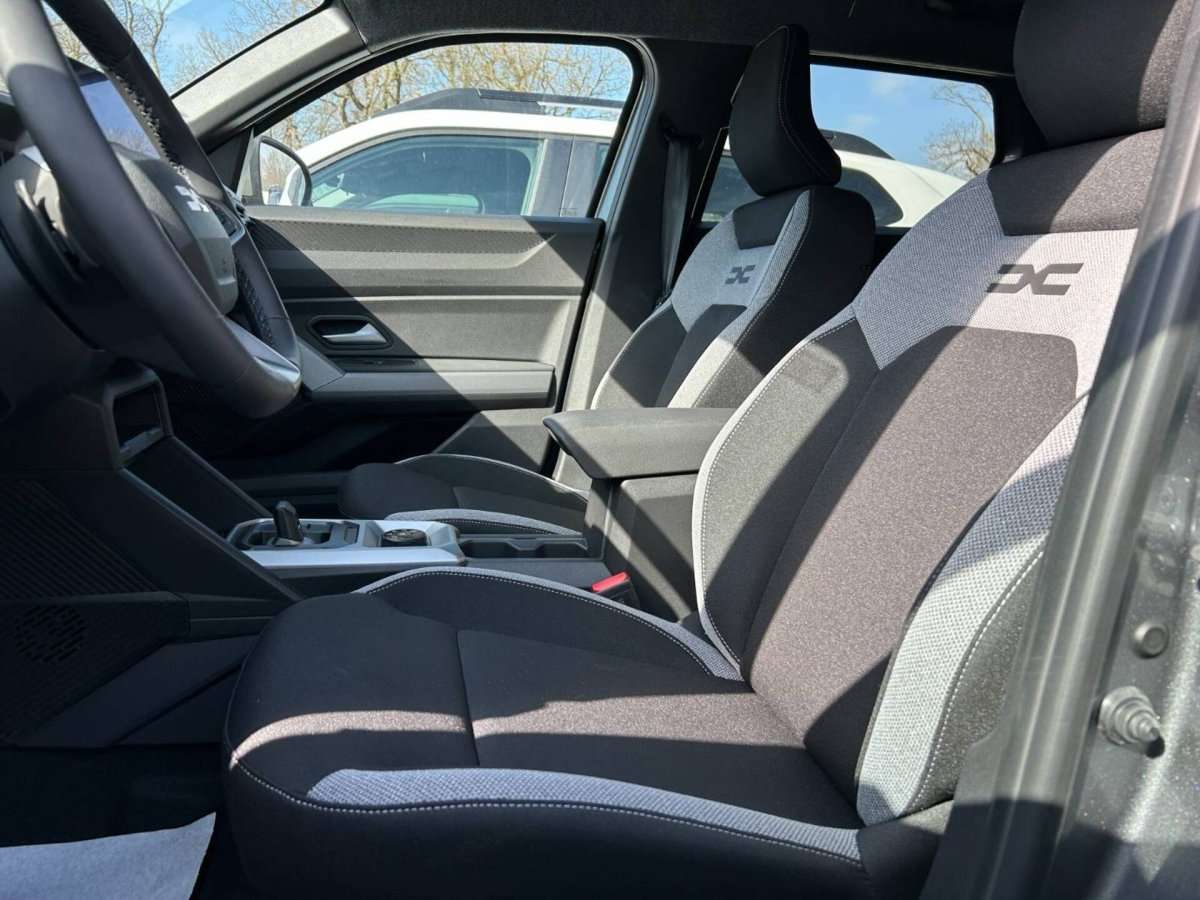 Fahrzeugbild eines Dacia Duster