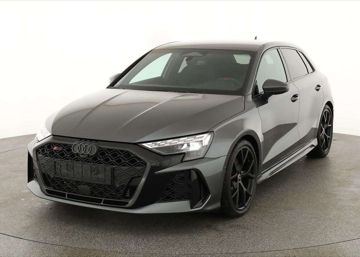 Fahrzeugbild eines Audi RS3