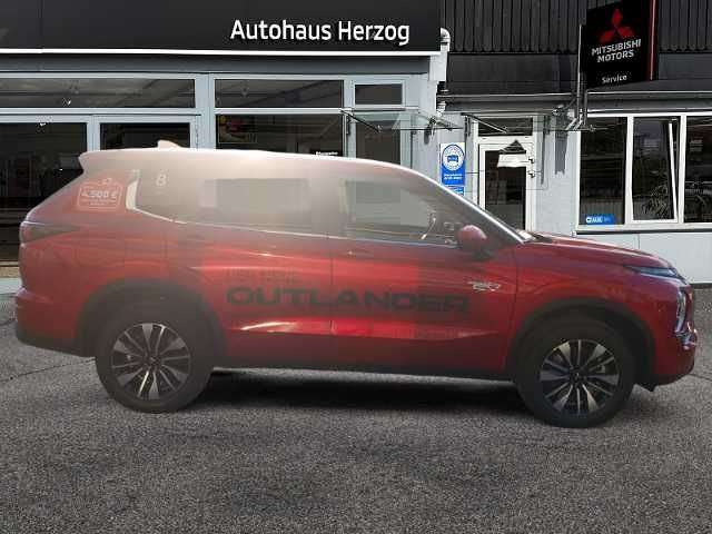 Fahrzeugbild eines Mitsubishi Outlander