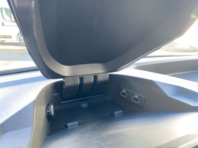 Fahrzeugbild eines Renault Express