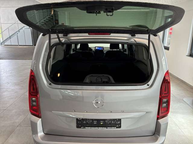 Fahrzeugbild eines Opel Combo