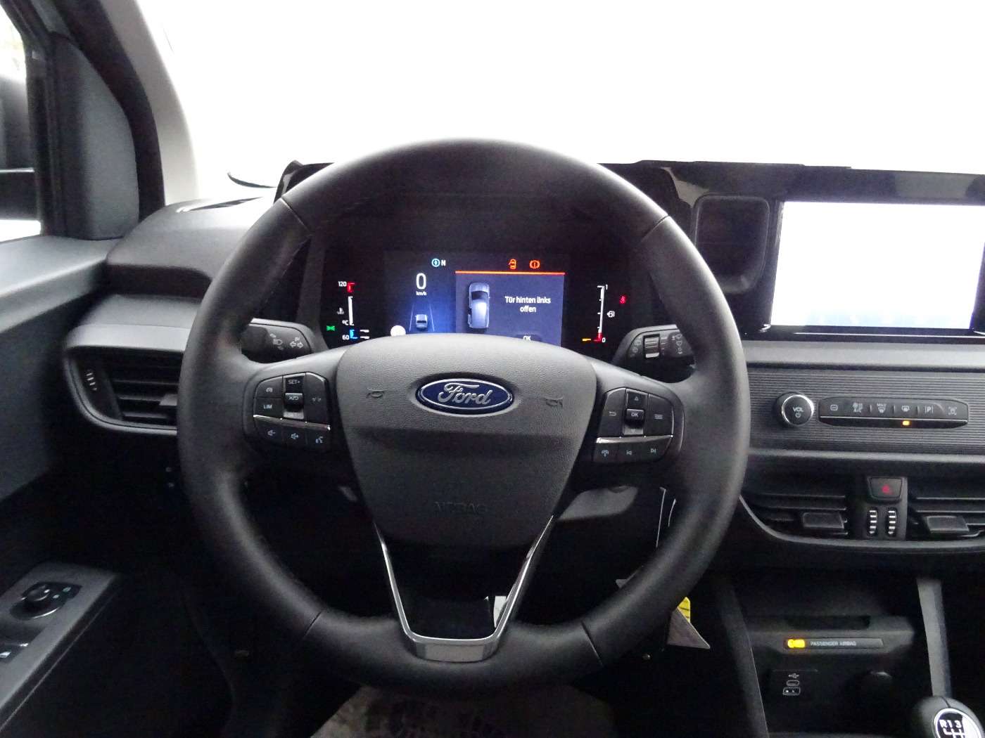 Fahrzeugbild eines Ford Tourneo Courier