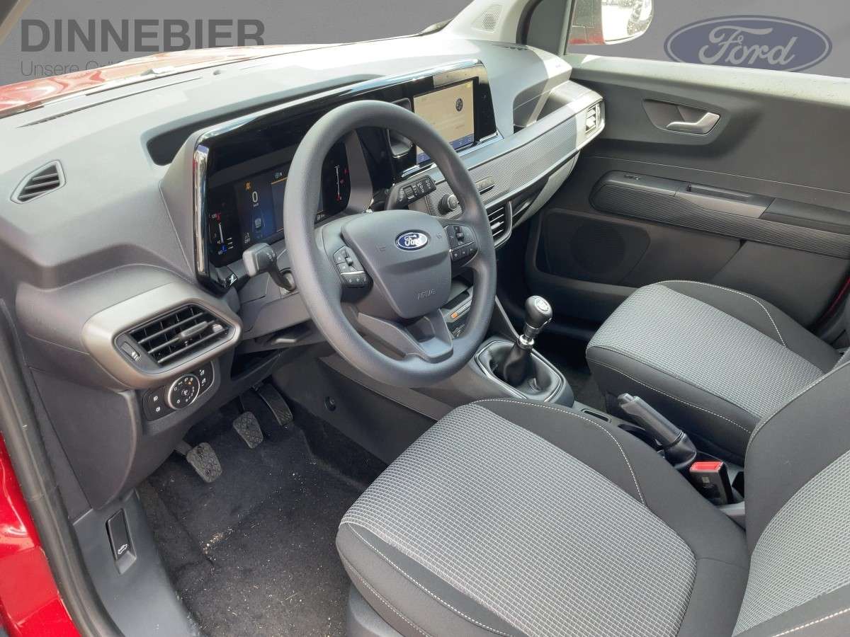 Fahrzeugbild eines Ford Transit Courier