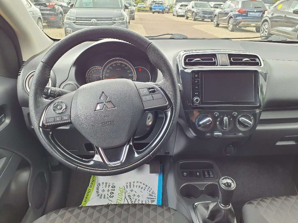 Fahrzeugbild eines Mitsubishi Space Star