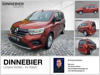 Schräge Frontansicht auf einen Renault Kangoo , freigestellt