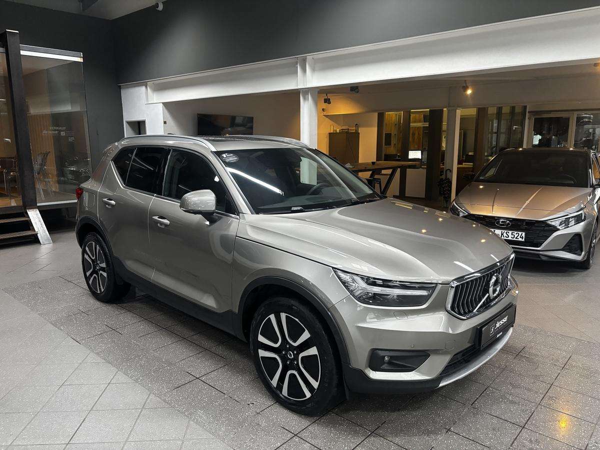 Fahrzeugbild eines Volvo XC40