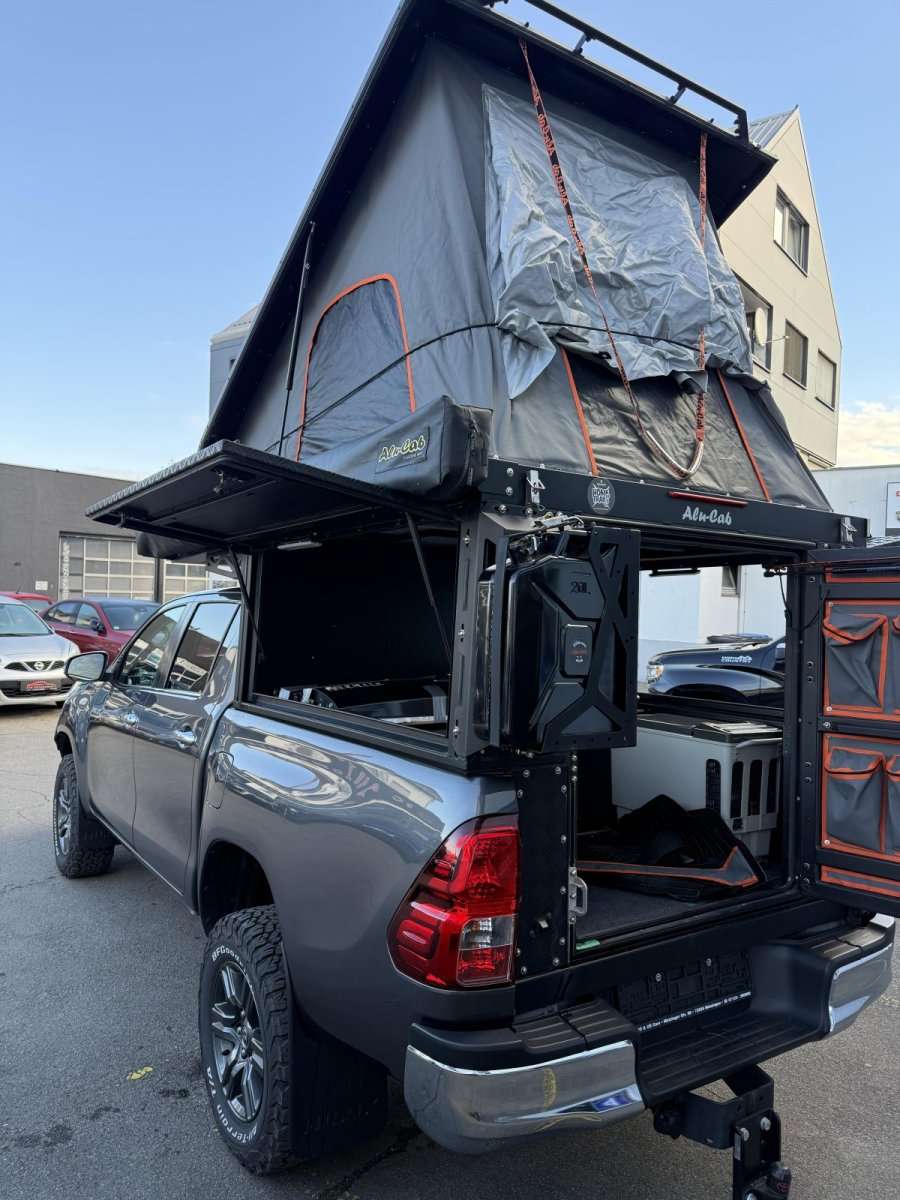 Fahrzeugbild eines Toyota Hilux