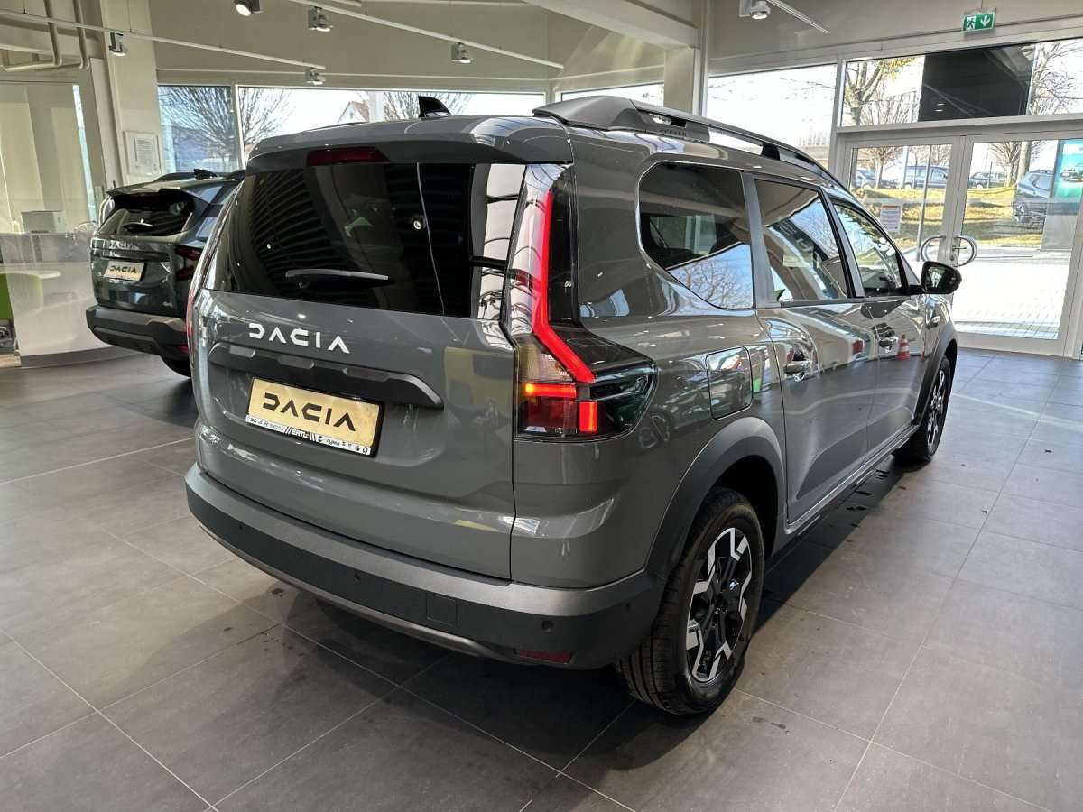 Fahrzeugbild eines Dacia Jogger