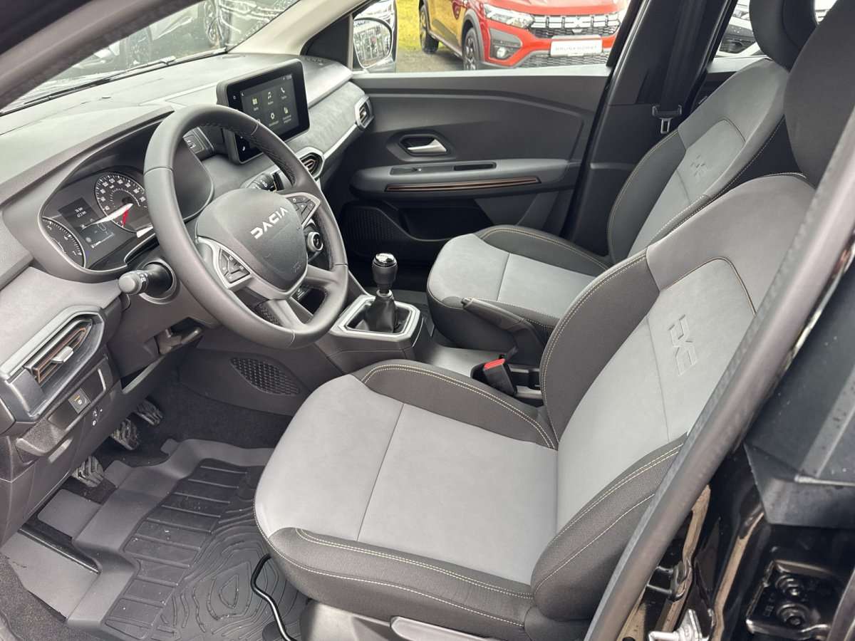 Fahrzeugbild eines Dacia Jogger