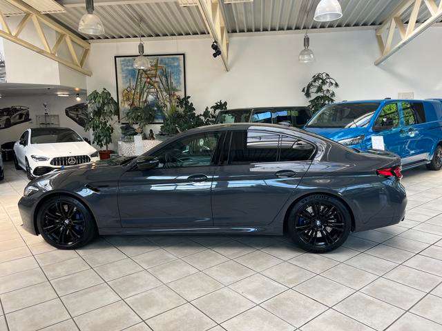 Fahrzeugbild eines BMW 5er-Reihe