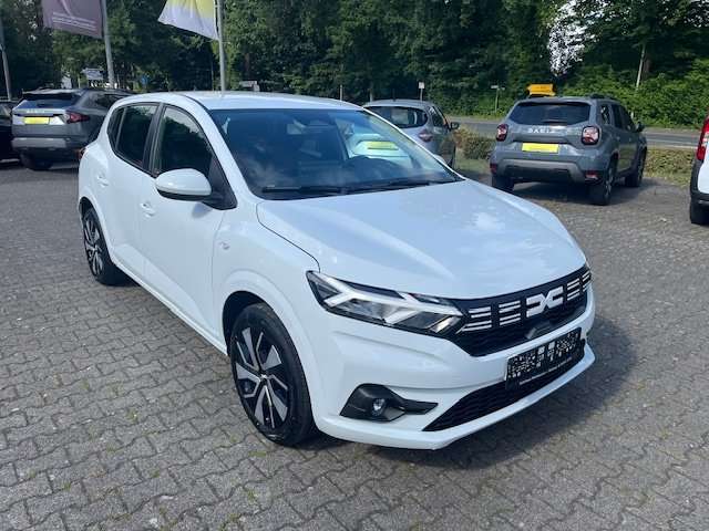 Fahrzeugbild eines Dacia Sandero