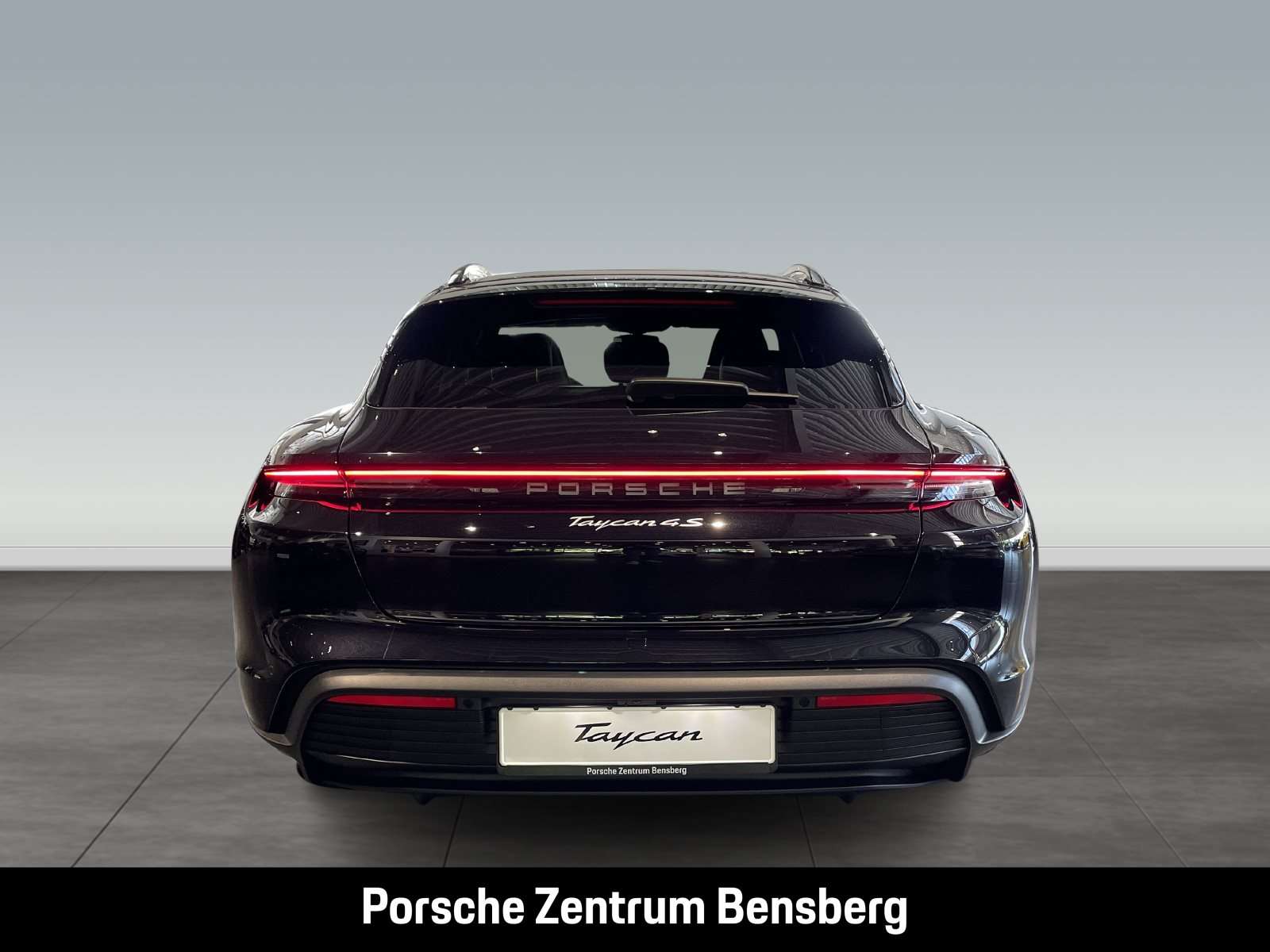 Fahrzeugbild eines Porsche Taycan