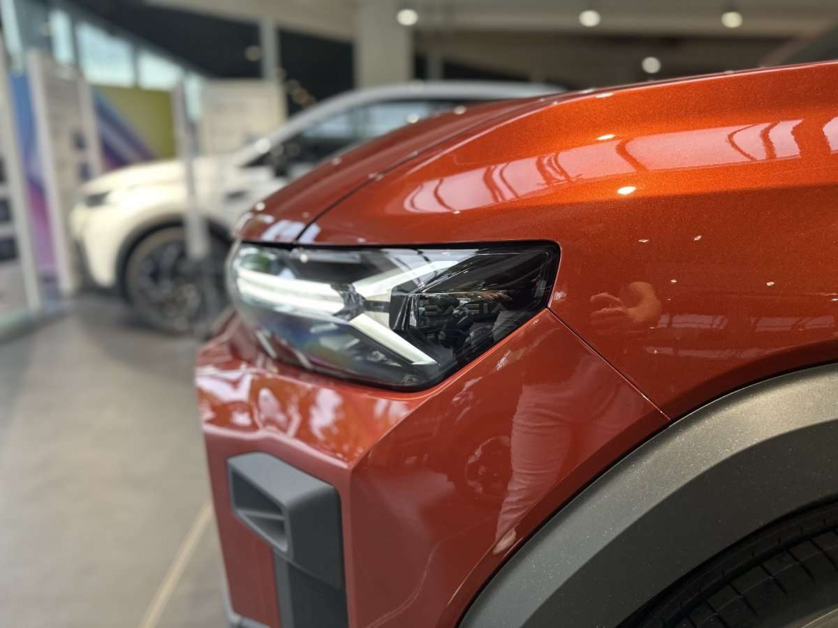 Fahrzeugbild eines Dacia Bigster