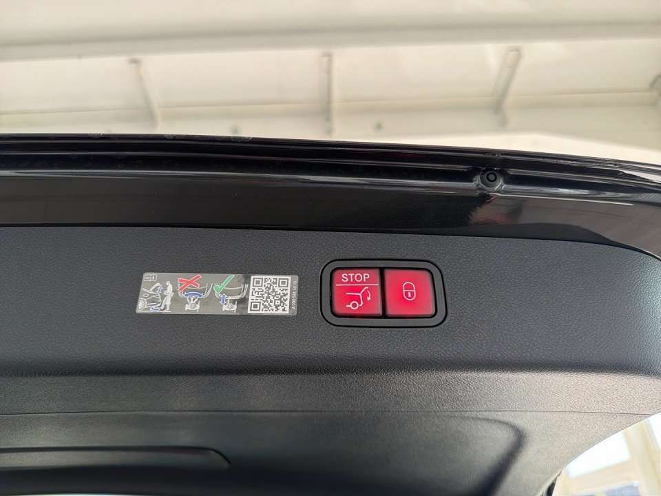 Fahrzeugbild eines Mercedes-Benz E-Klasse
