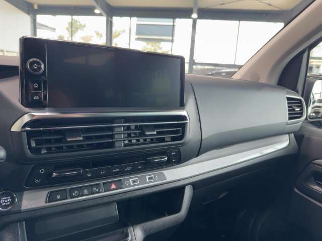 Fahrzeugbild eines Opel Zafira