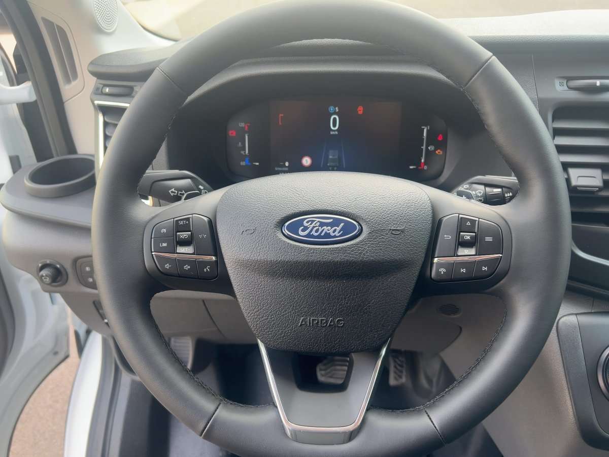 Fahrzeugbild eines Ford Transit