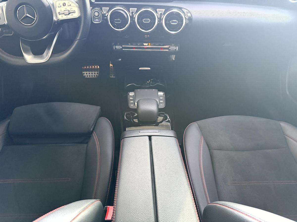 Fahrzeugbild eines Mercedes-Benz A-Klasse