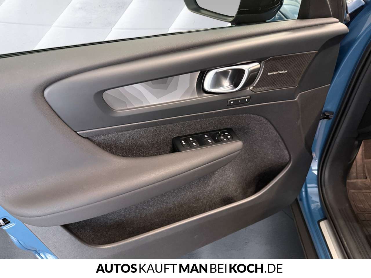 Fahrzeugbild eines Volvo XC40