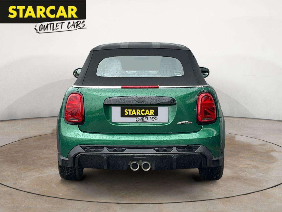 Fahrzeugbild eines MINI MINI