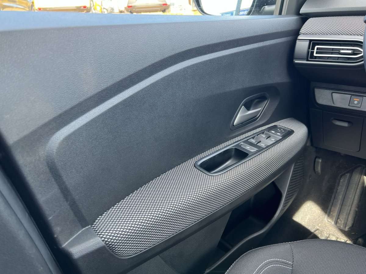 Fahrzeugbild eines Dacia Sandero