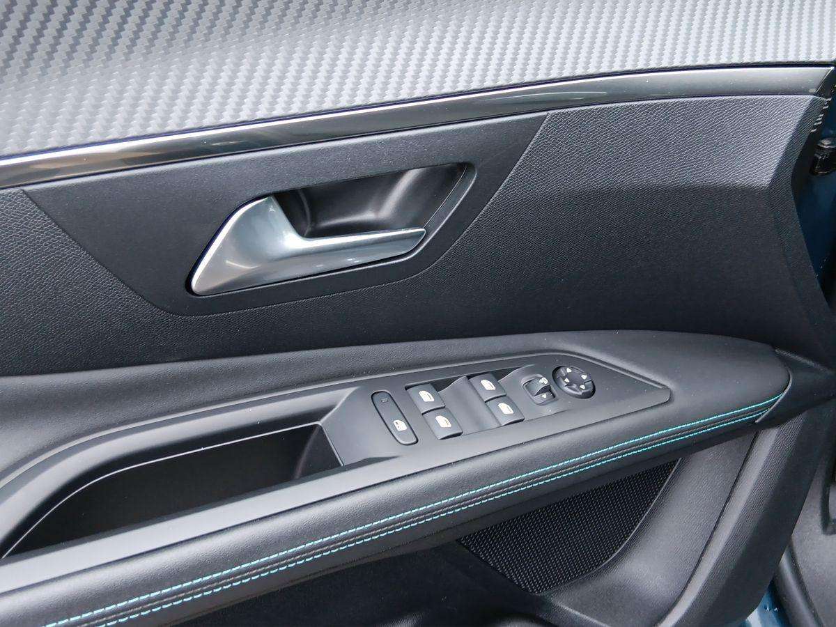 Fahrzeugbild eines Peugeot 3008