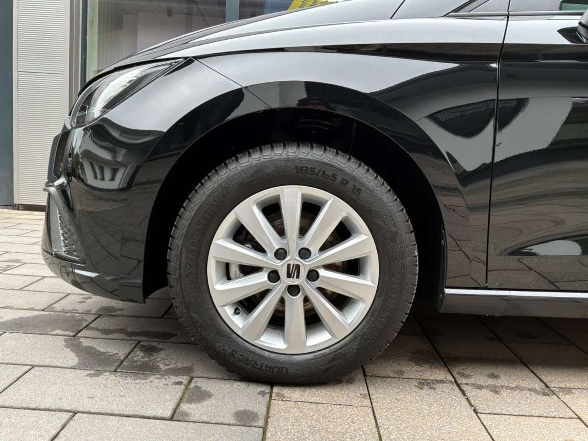 Fahrzeugbild eines SEAT Ibiza