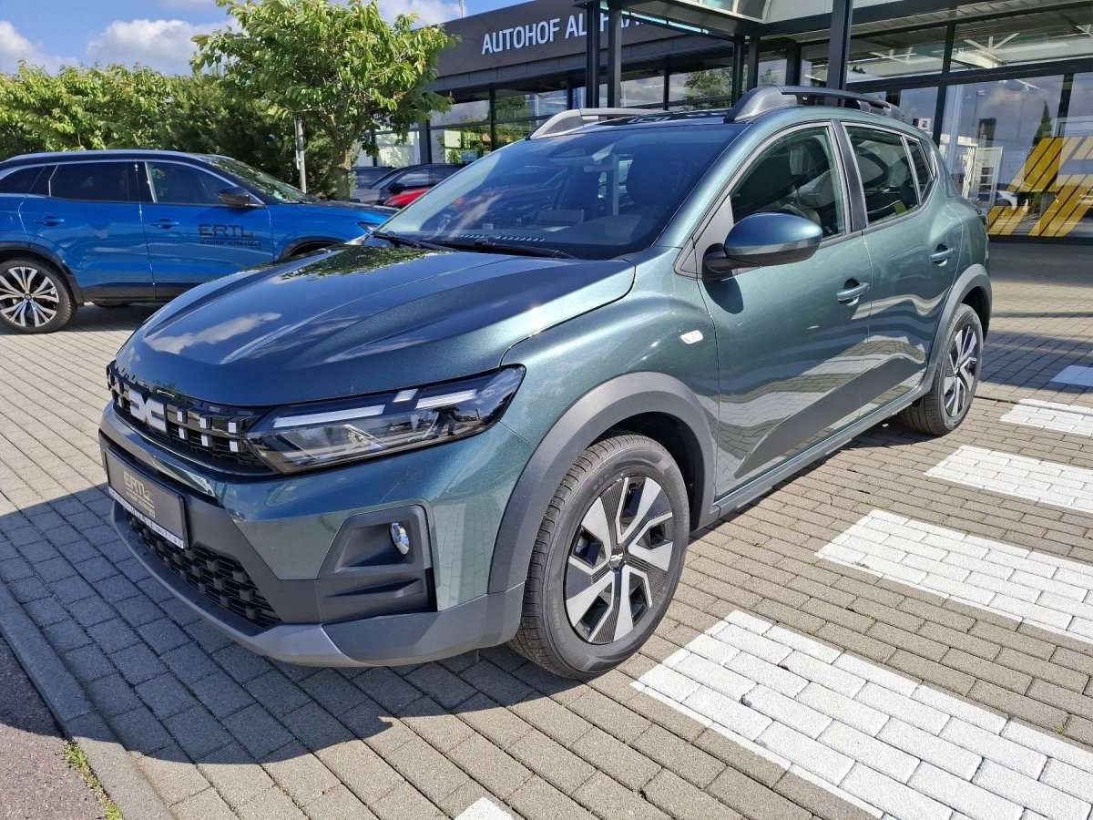 Fahrzeugbild eines Dacia Sandero