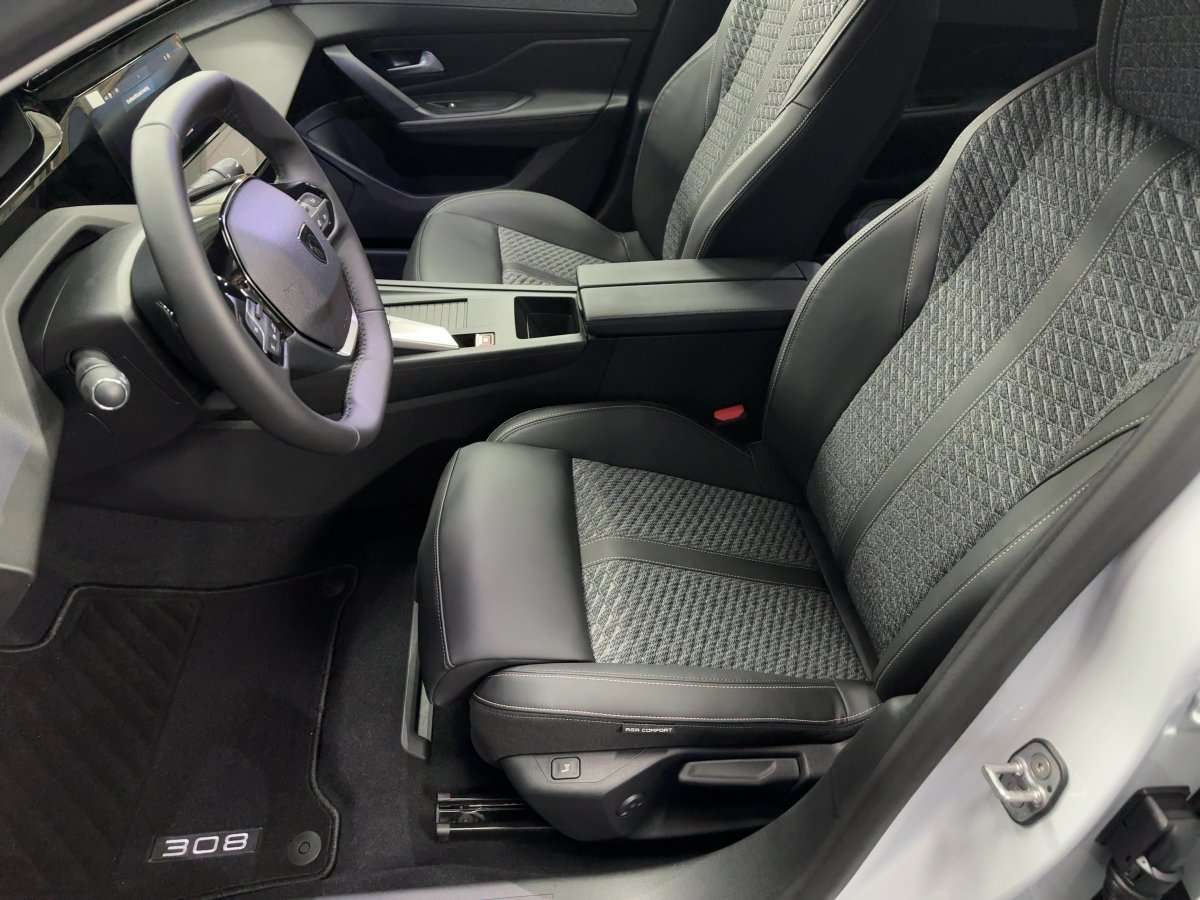 Fahrzeugbild eines Peugeot 308