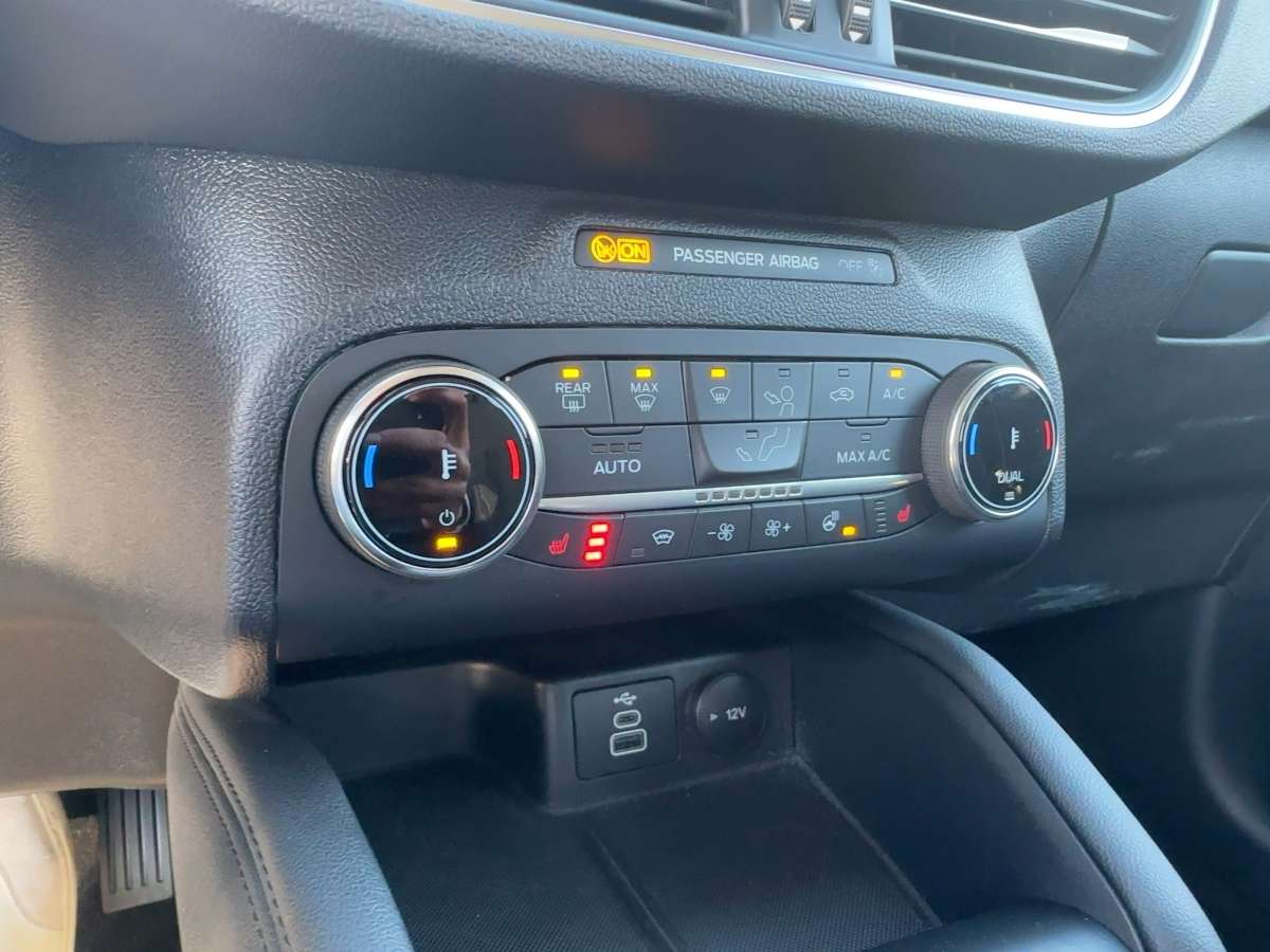 Fahrzeugbild eines Ford Kuga