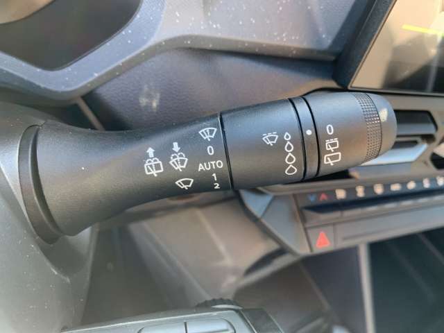Fahrzeugbild eines Dacia Duster