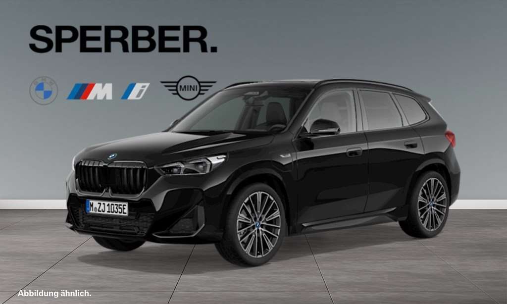 Fahrzeugbild eines BMW X1