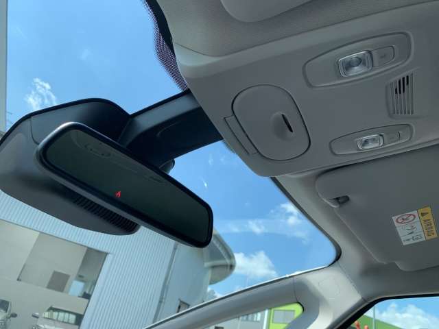 Fahrzeugbild eines Renault Grand Scénic