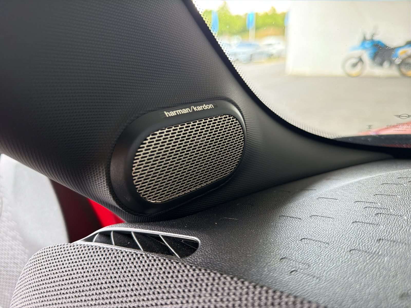 Fahrzeugbild eines MINI COOPER