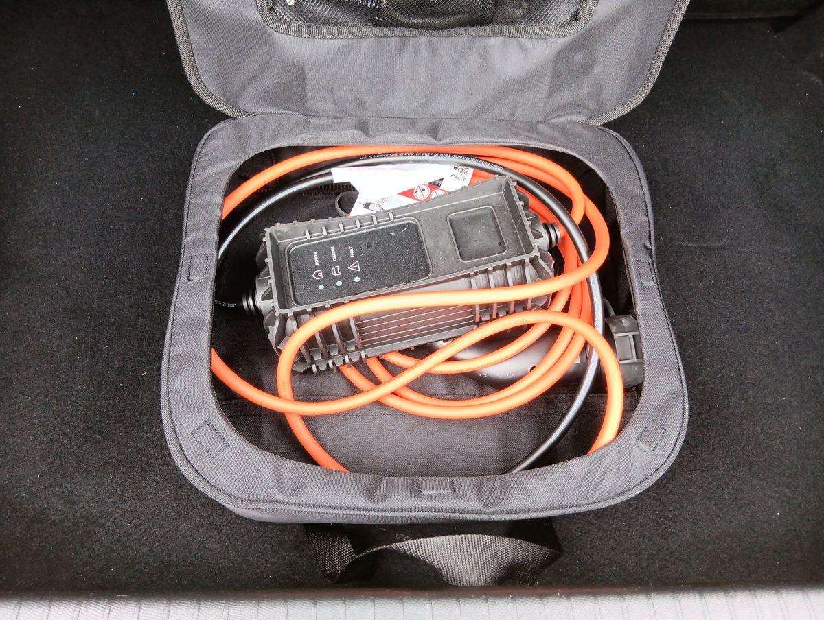 Fahrzeugbild eines Peugeot e-208