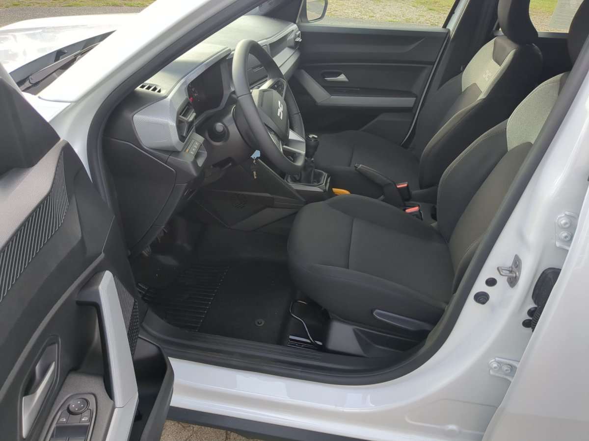 Fahrzeugbild eines Dacia Duster
