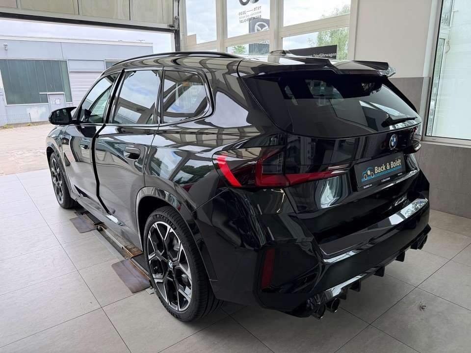 Fahrzeugbild eines BMW X1