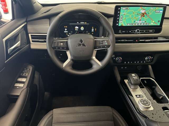 Fahrzeugbild eines Mitsubishi Outlander