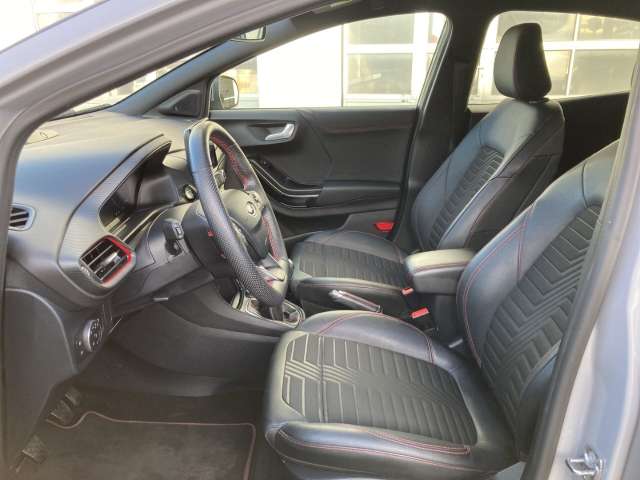 Fahrzeugbild eines Ford Puma