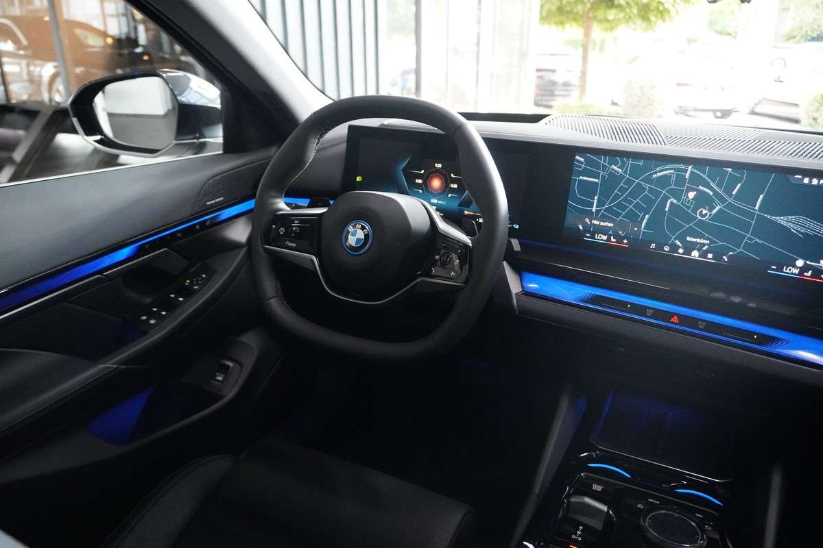Fahrzeugbild eines BMW 5er-Reihe