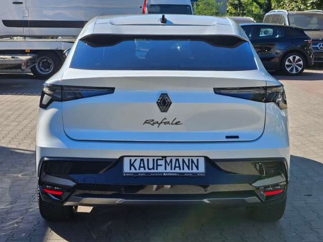 Fahrzeugbild eines Renault Rafale