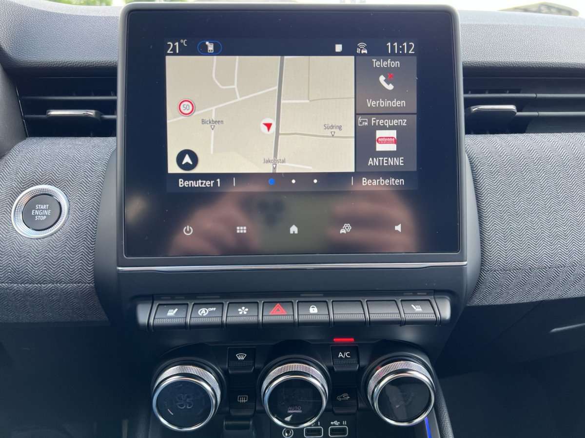Fahrzeugbild eines Renault Clio