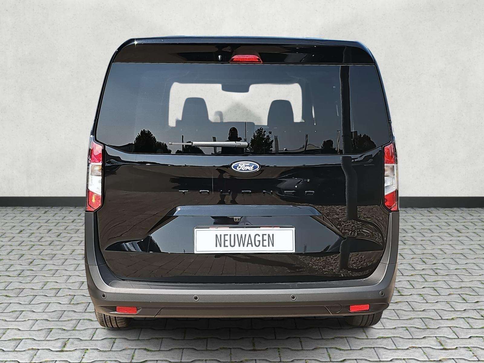 Fahrzeugbild eines Ford Tourneo Courier